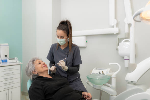 Best Emergency Treatment for Dental Infections or Abscesses in Combee Settlement, FL