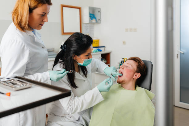 Best Emergency Root Canal Treatment in Combee Settlement, FL